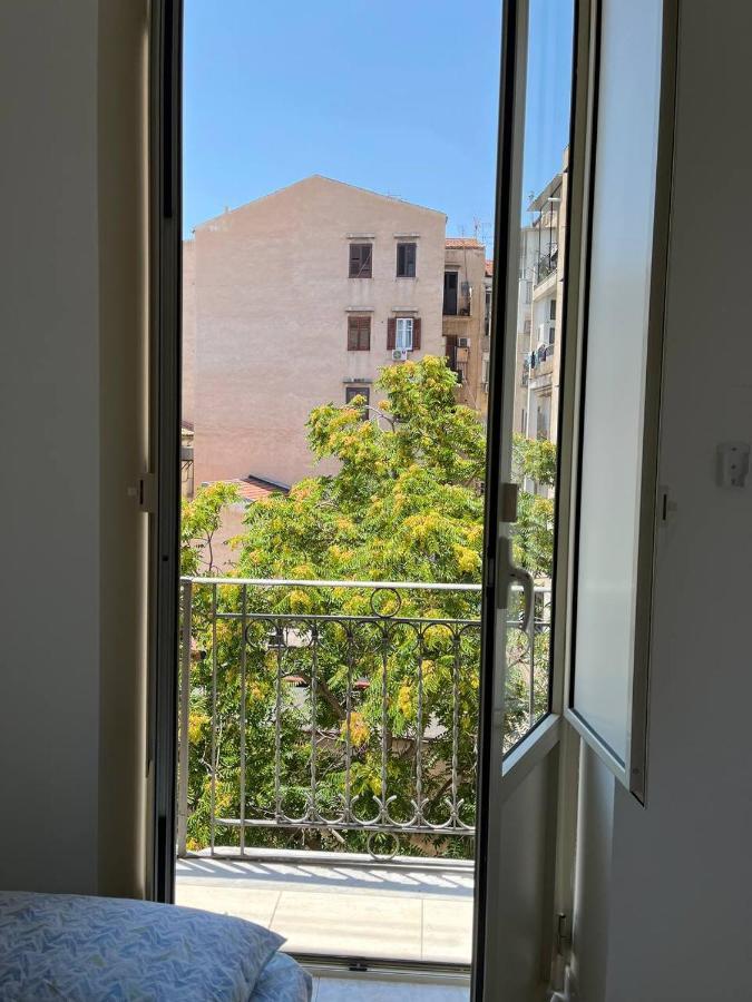 דירות פלרמו Al Cortile Di Maqueda מראה חיצוני תמונה